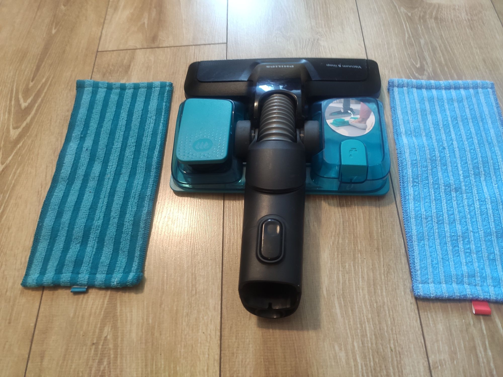Philips -- nasadka szczotka mopujaca -- vacuum & mop