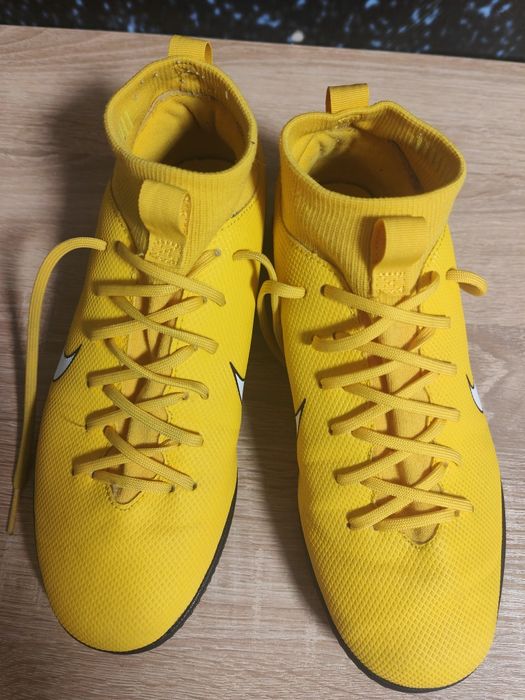 Футзалки Nike mercurial, розмір 37,5