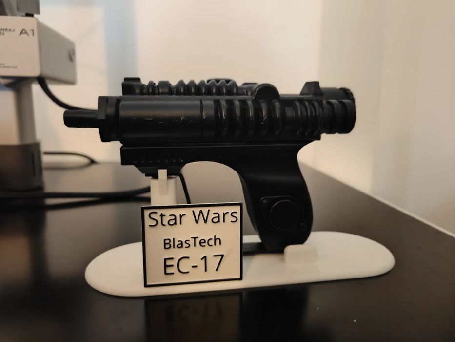 Blaster EC-17 Star Wars Scout com Suporte