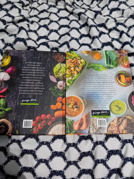 Conjunto de 2 livros de culinária