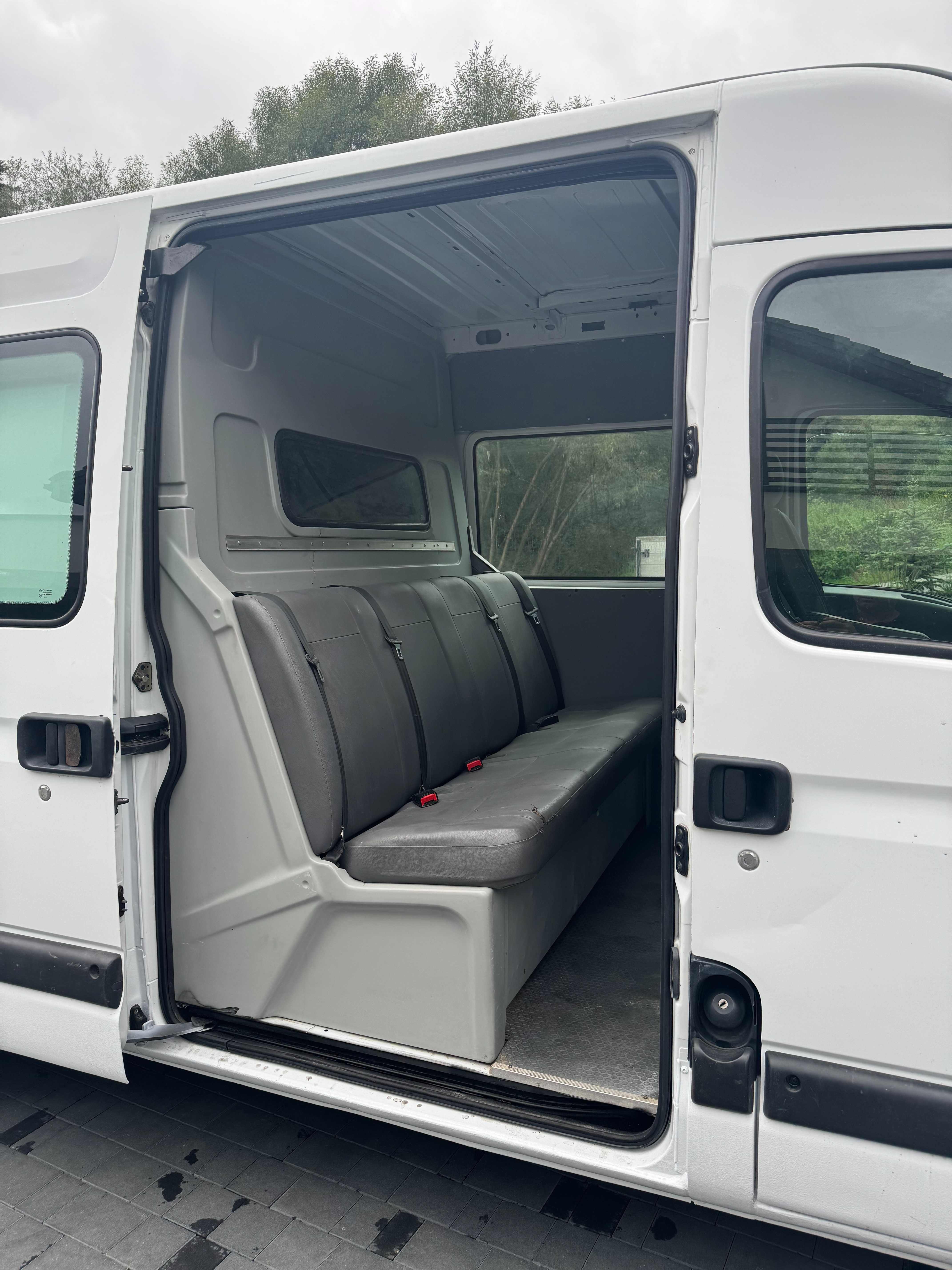Renault Master 7 Osobowy + 1300KG  zadbany 2007rok