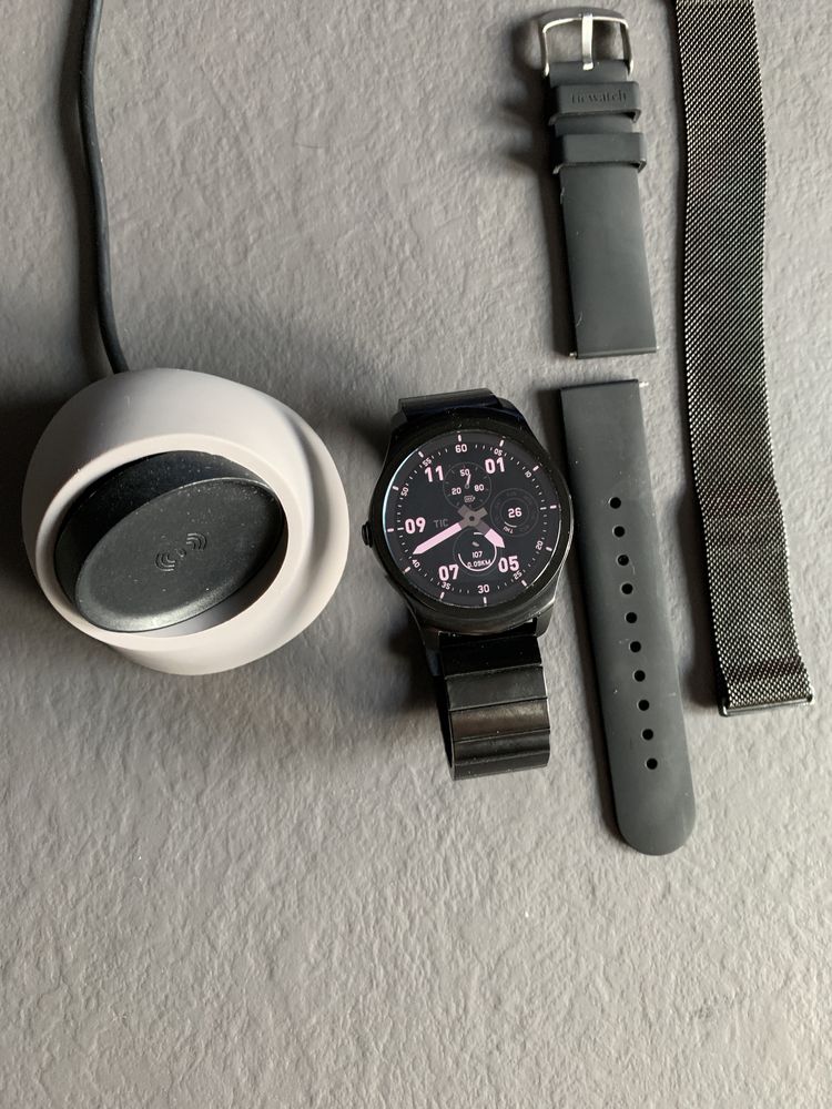 Смарт-годинник Mobvoi TicWatch 2 оригінал з комплектом часы чорний