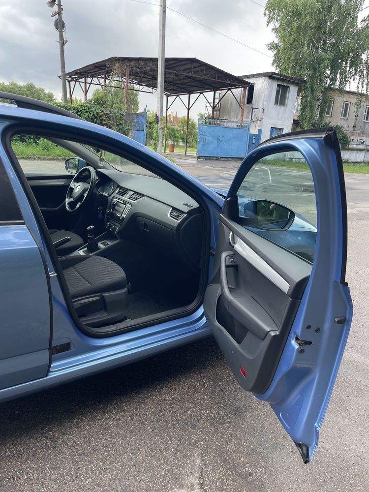 Skoda Octavia A7 combi