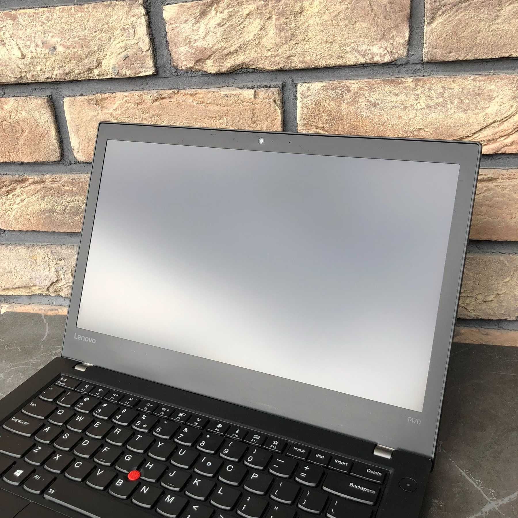 Ноутбук Lenovo ThinkPad T470 / i5 / 8 ГБ RAM / 128 ГБ SSD / FHD IPS