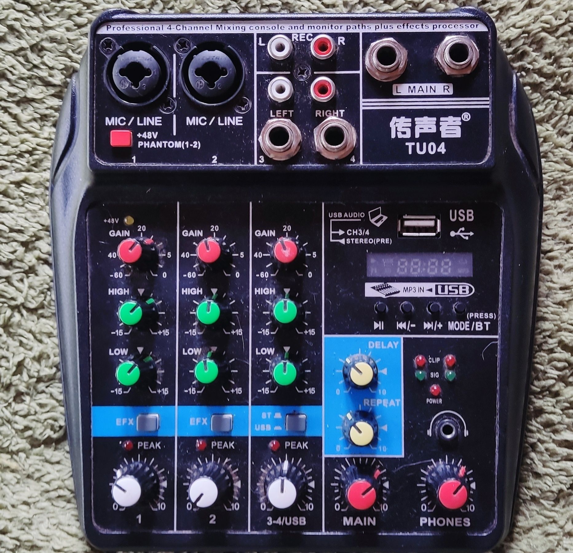 Mesa Consola Mixer Teyun TU-04 4 canais como nova!