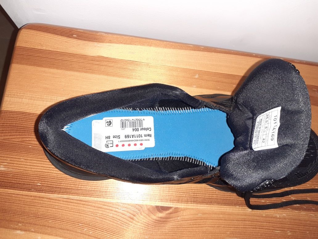 Asics Buty sportowe   21 Nimbus rozmiar ok.41