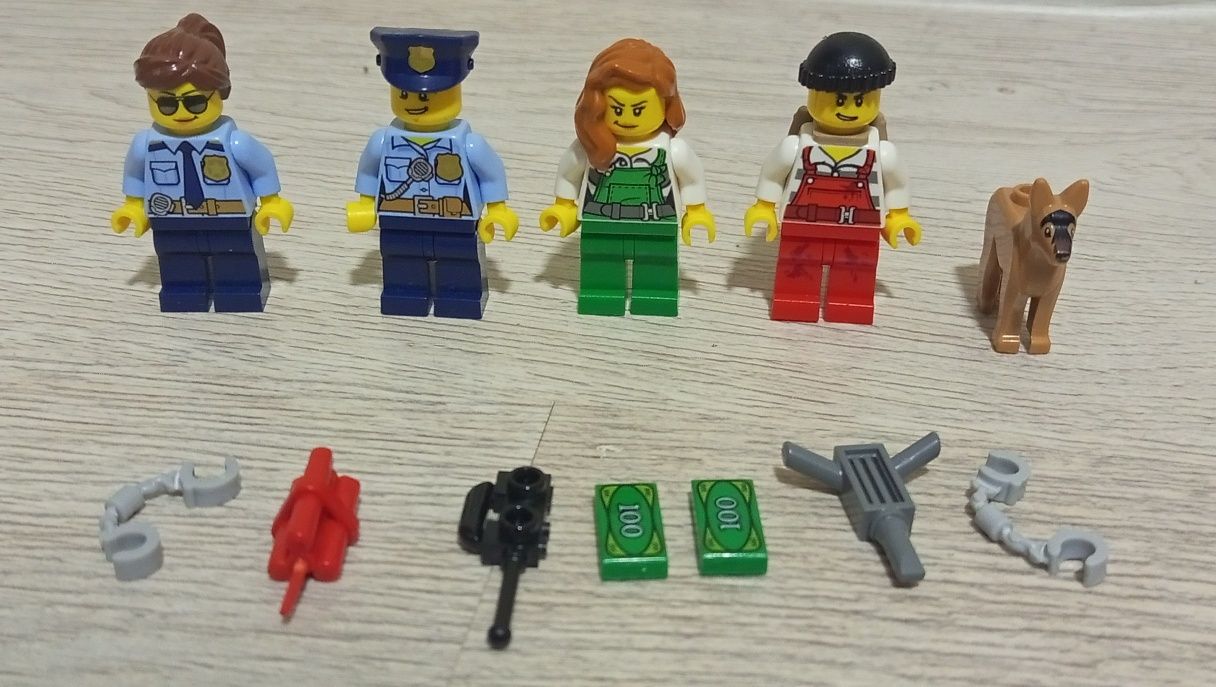 LEGO City Police Starter Set (60136)