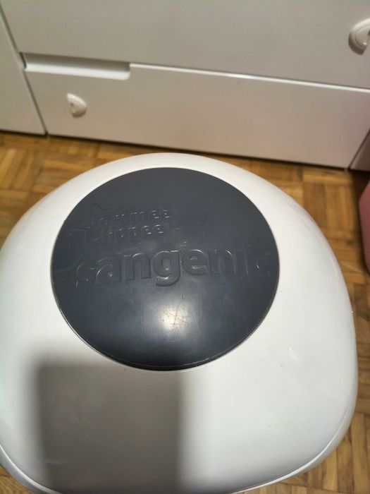 Kosz  na pieluchy Tommee Tippee Sangeric + 500m folii