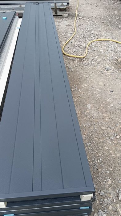 Brama garażowa panelowa segmentowa przemysłowa  405x303 wysoka