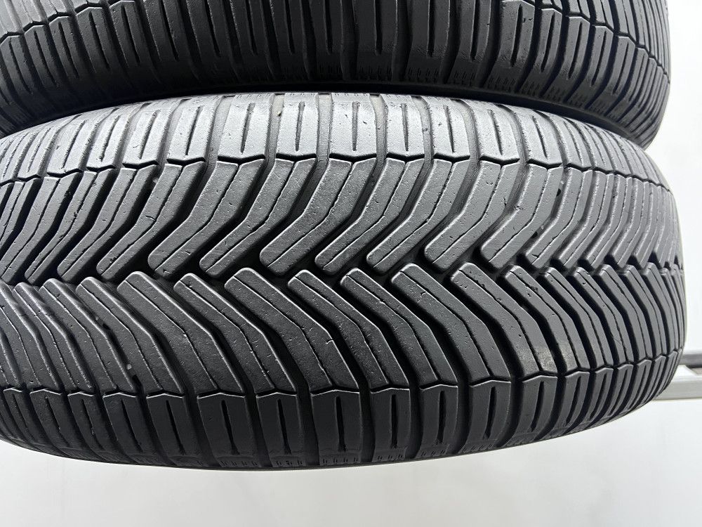 2шт всесезон 225/60/R16 Michelin Cross Climate