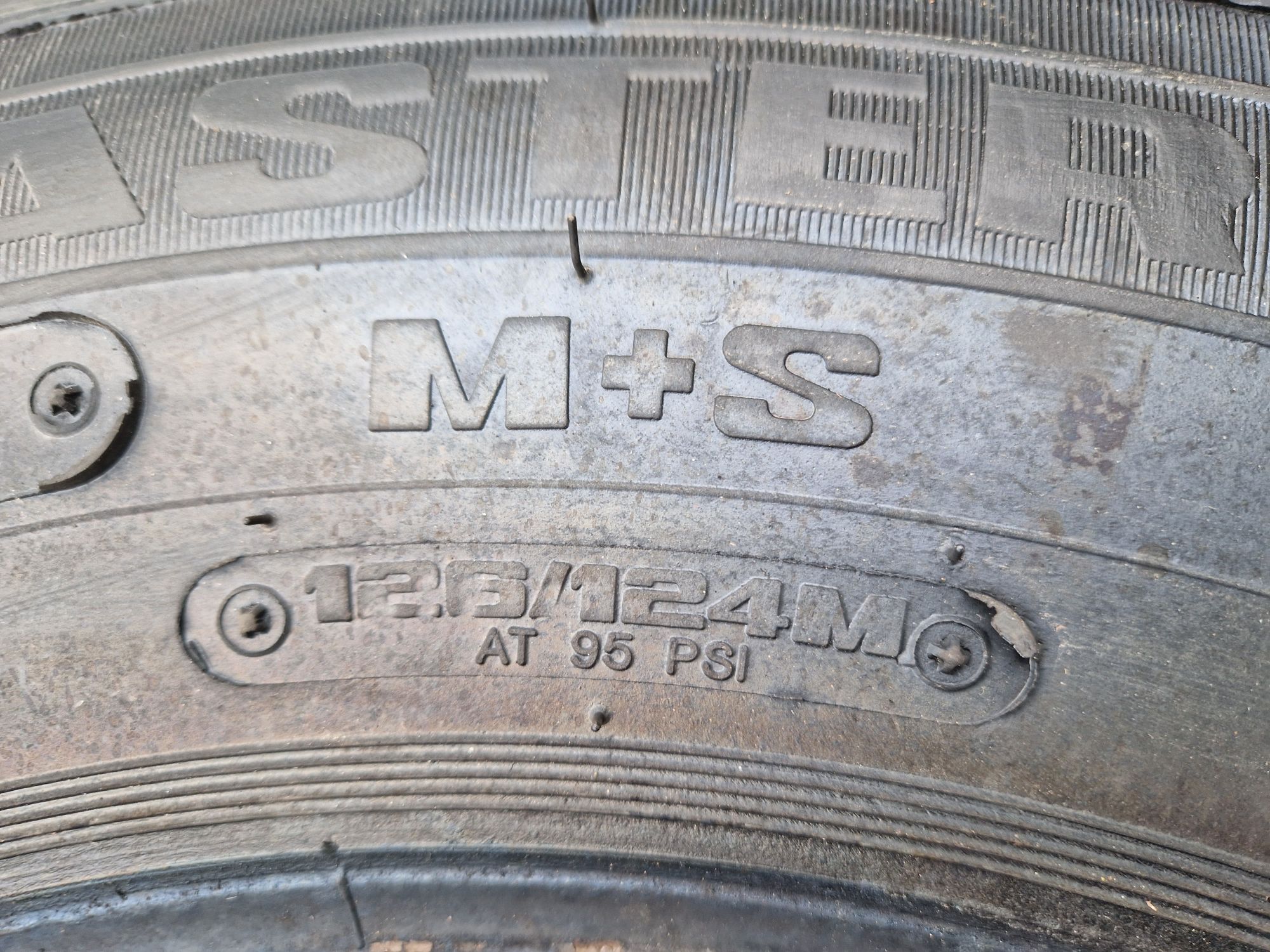 Opona ciężarowa 215/75R17,5 PROFIL Napęd Wysoka jakość!