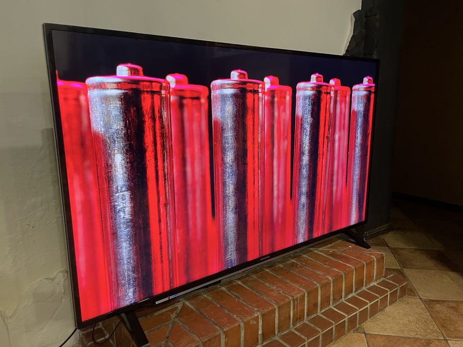 Телевізор Grundig 65 Smart tv 4K