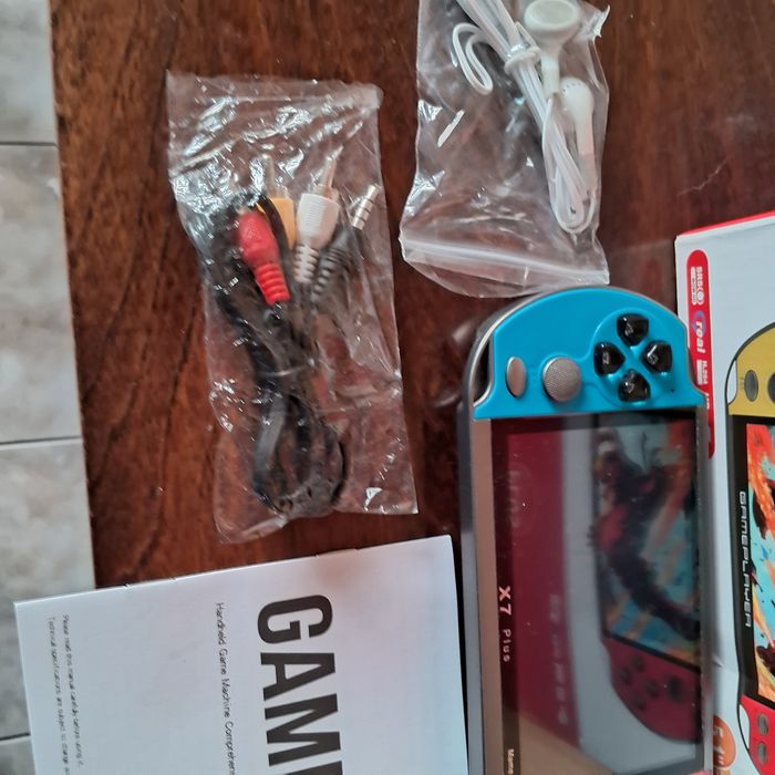 Портативна ігрова консоль  X7 Plus