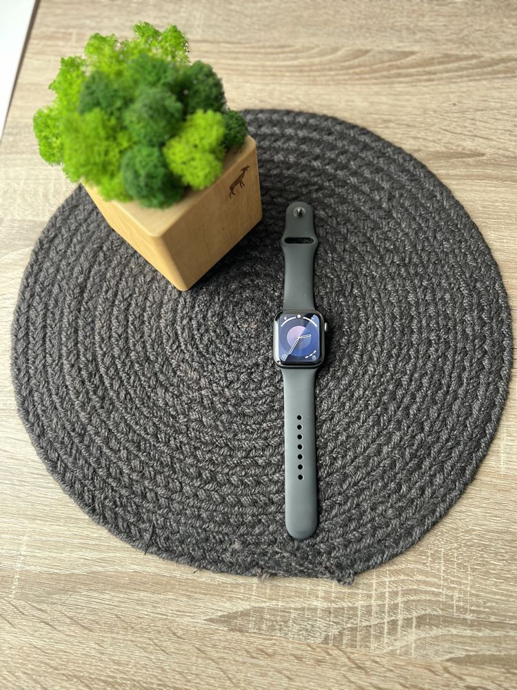 (135$) Годинник Apple Watch Se 44mm Space Gray АКБ:86%