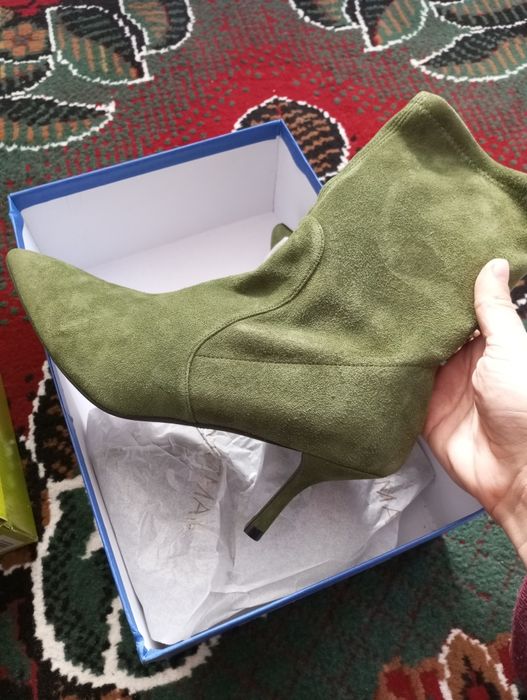 Продам сапоги   осінні -весняні