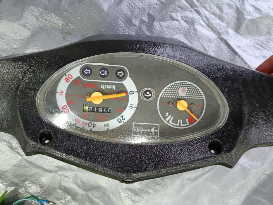 Barton GTR 2 wszystkie części widoczne na zdjęciach!