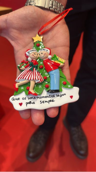 Duas gatas para adoção conjunta