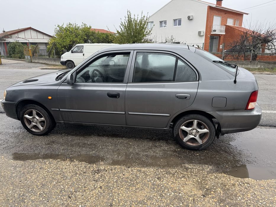 Carro Hyundai Accent
