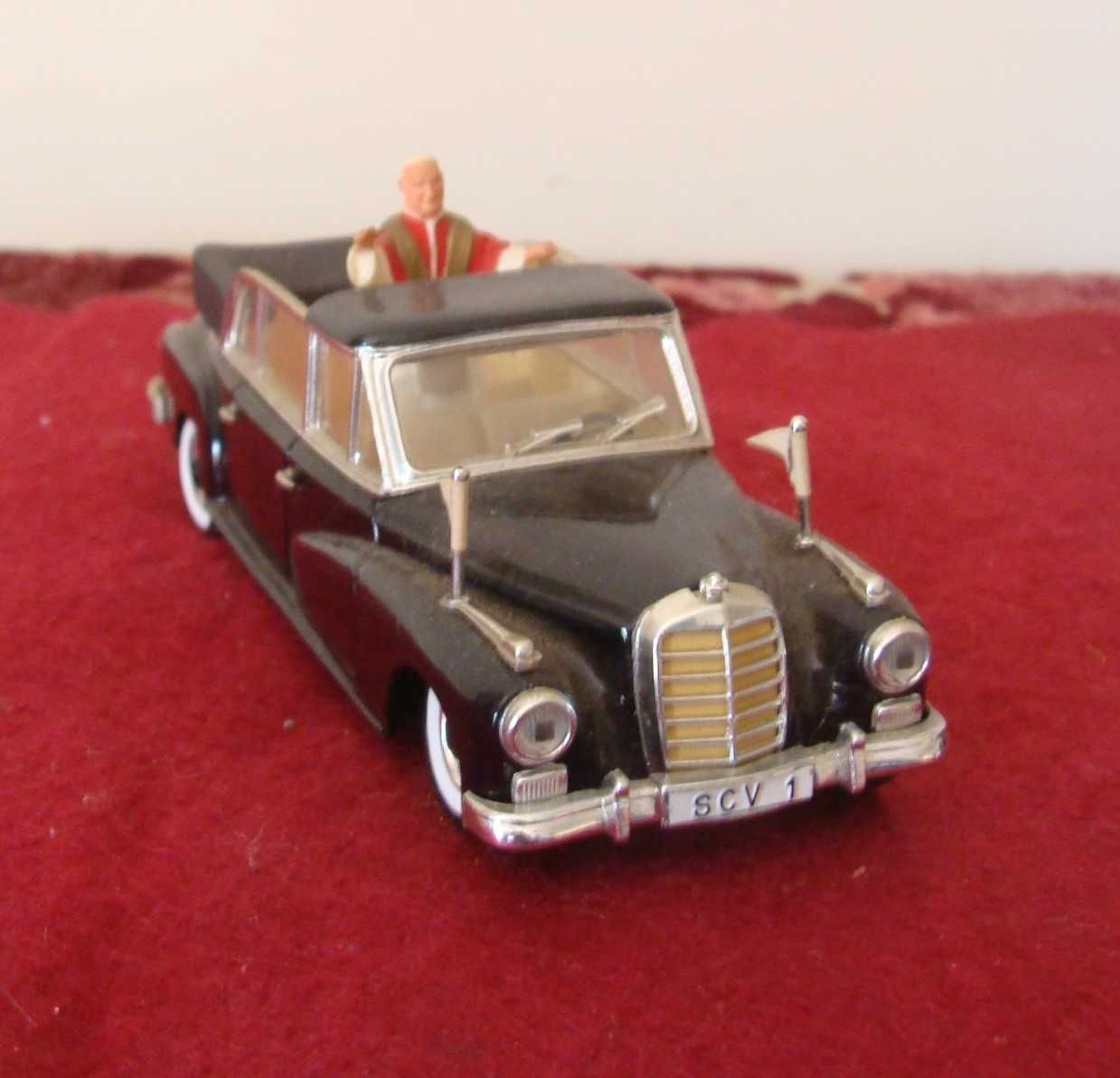 Carro Papal - Mercedes Benz D - ano 1960 Escala 1:43 - marca Rio