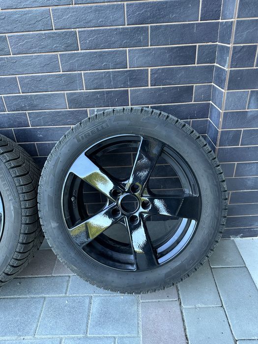 Диски Dezent r17 і резина зимова Pirelli