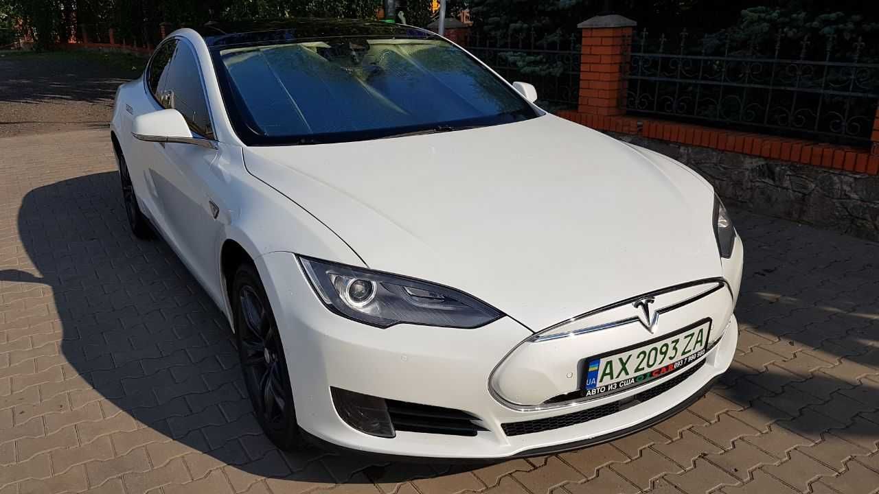 Tesla Model S 70D Тесла Модел С 70Д