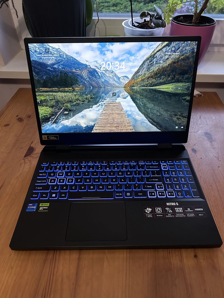 Acer Nitro 5  i7, RTX4050, 16GB RAM, 1TB SSD