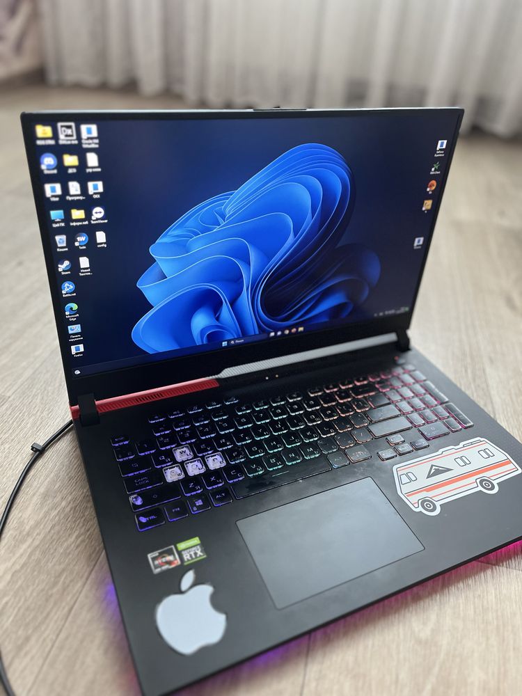 ASUS ROG STRIX G17 + большой стим акк