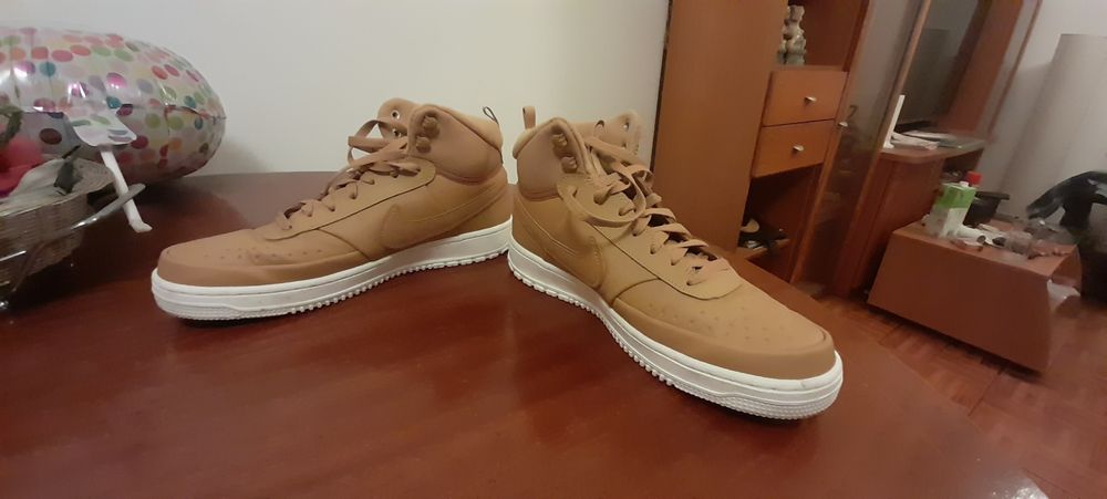 Nike Court Vison Mid Winter tamanho 44