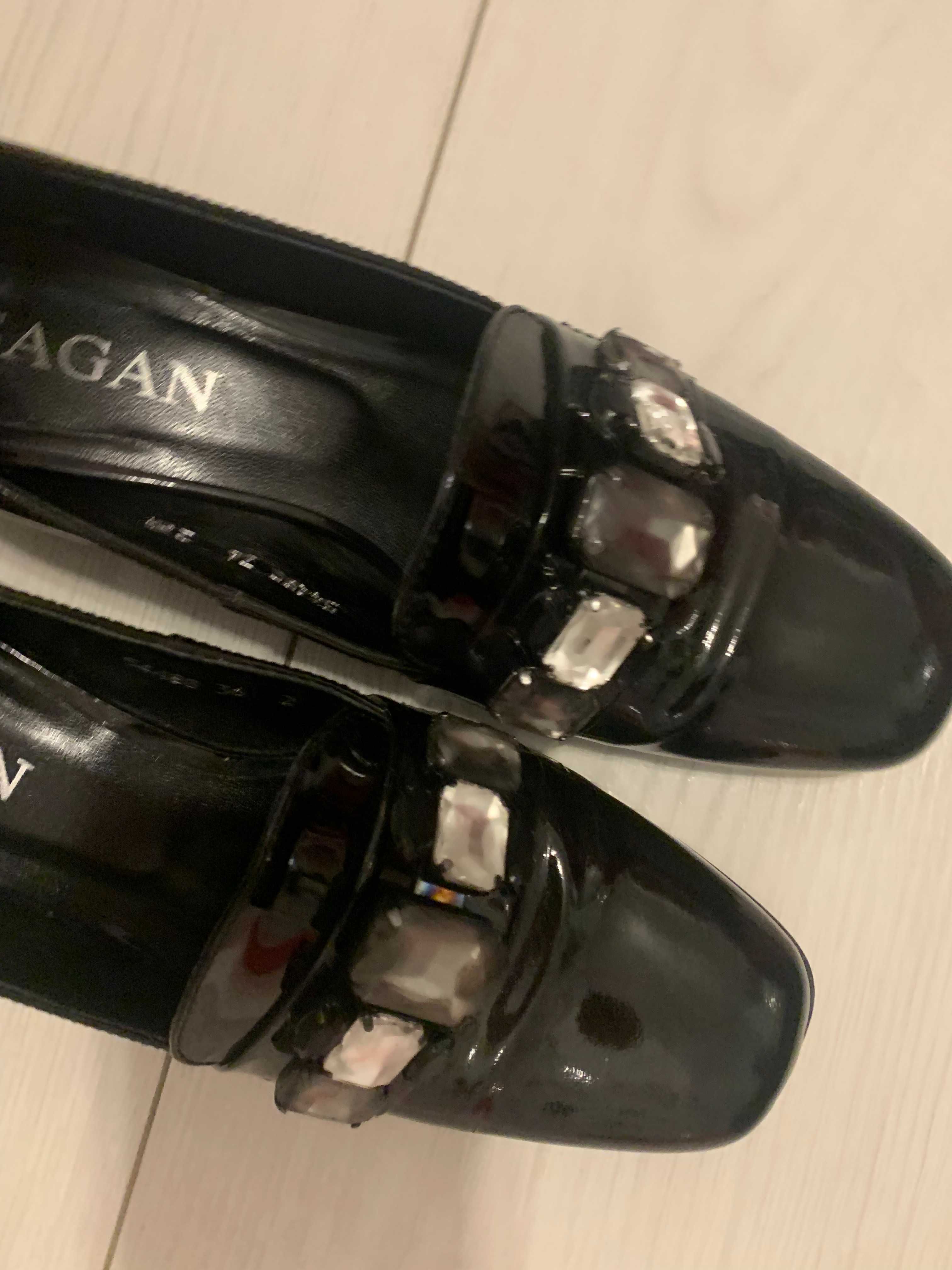 buty lakierowane polska firma sagan nr 36 stan idealny jak nowe
