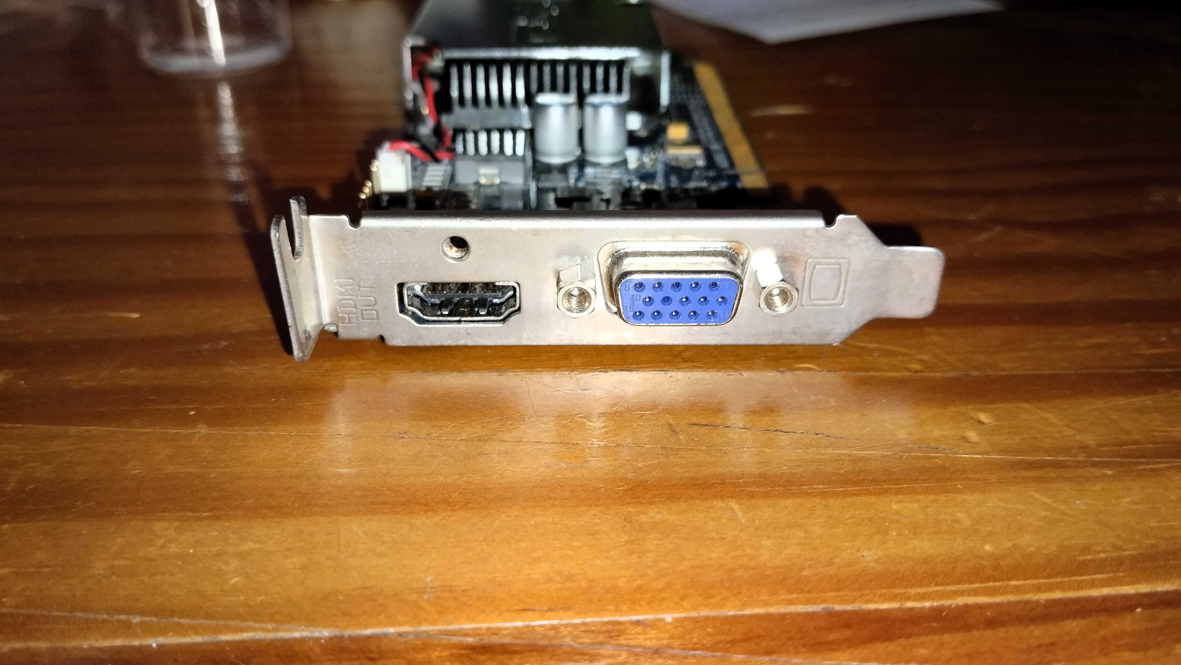 Placa de Vídeo HDMI + VGA para computador de torre