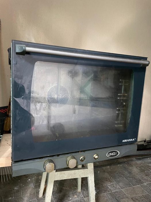 пароконвектомат Unox Arianna XFT 133 в гарному стані