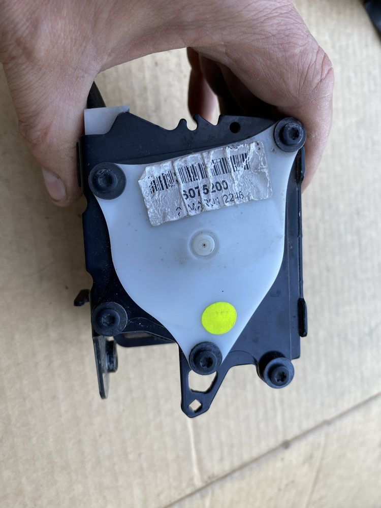 Audi a4b6 a4 b6 pas bezpieczenstwa prawy tyl