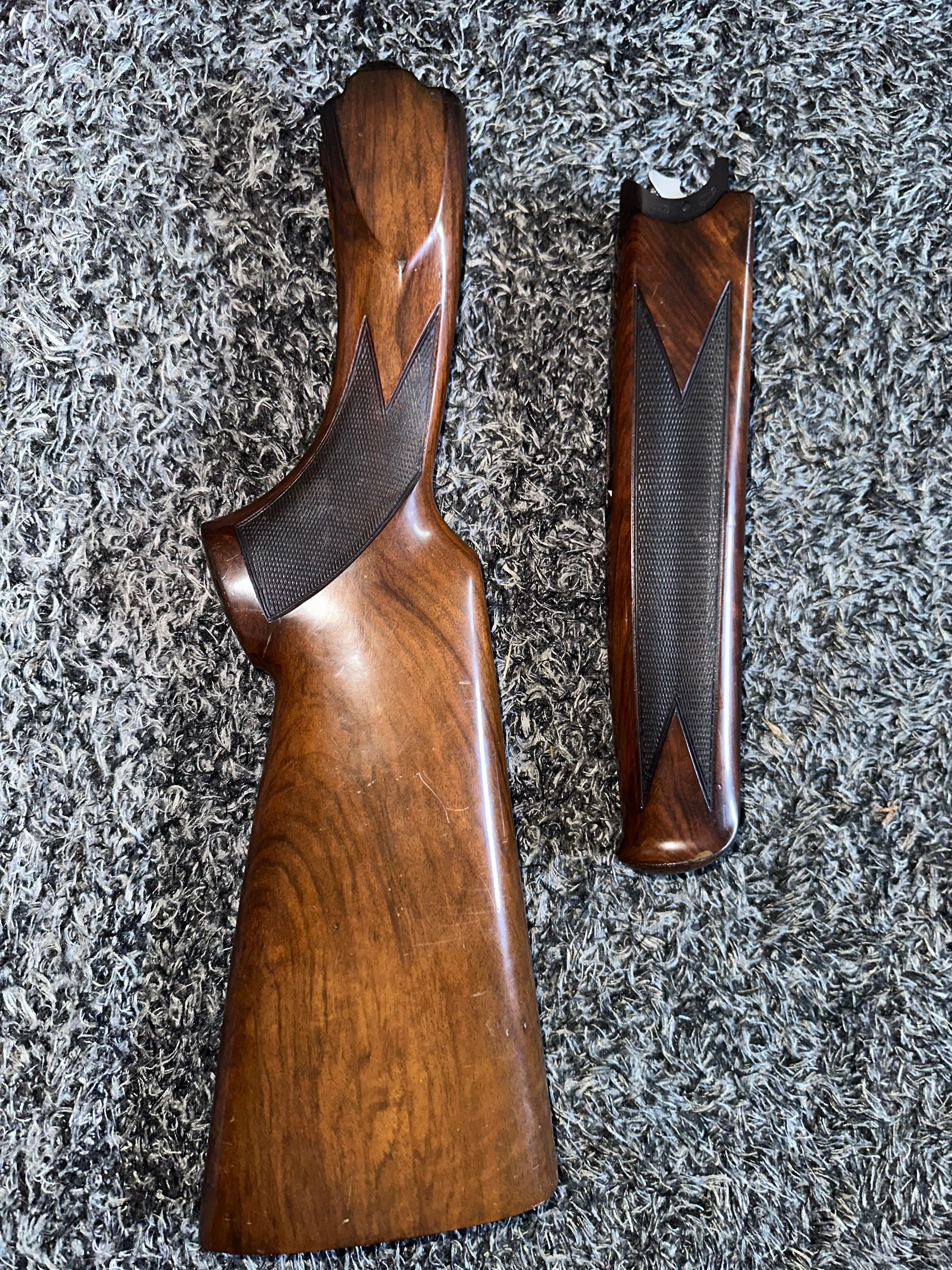 Coronha Beretta 682