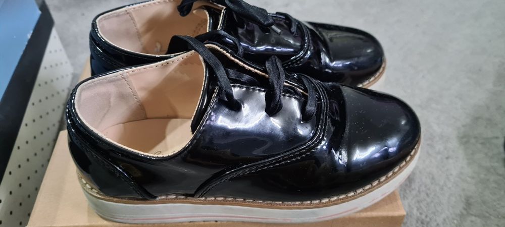 Sapatos menina pretos