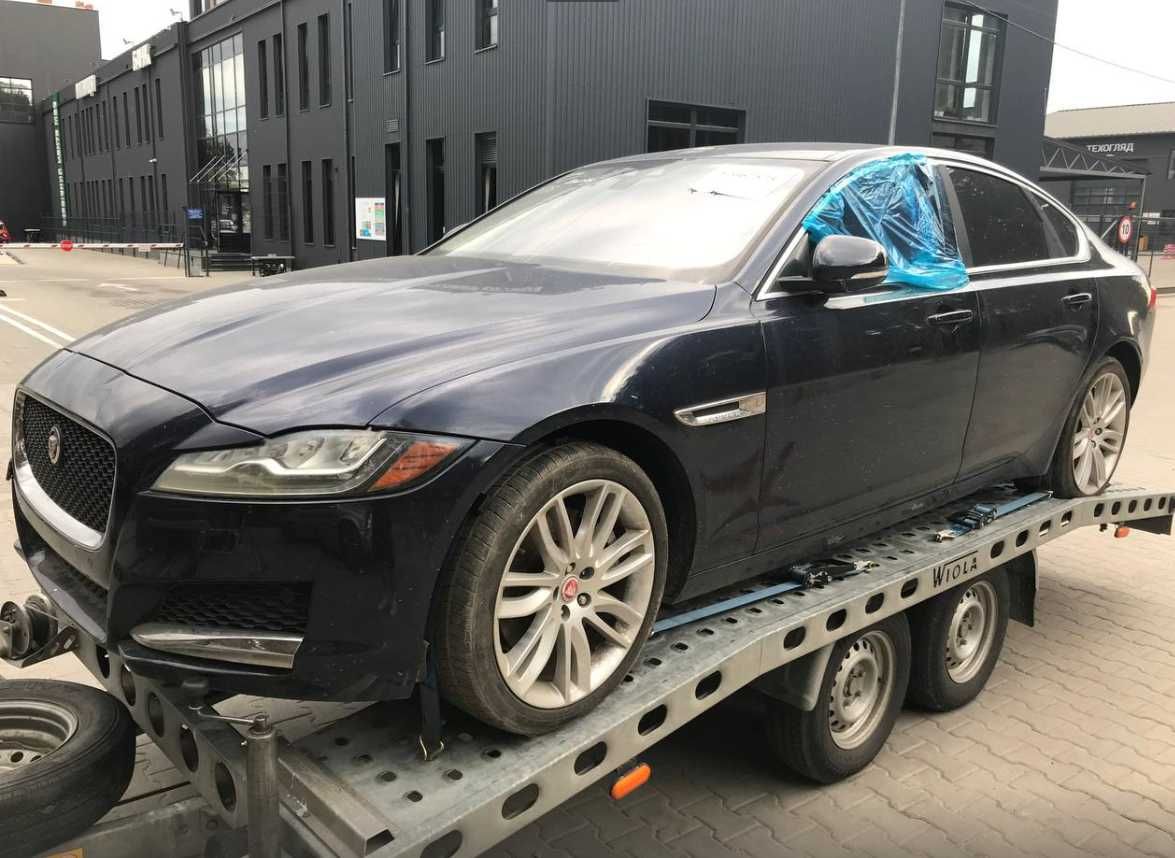 Бампер jaguar xf ягуар хф пейс F pace x260 шрот