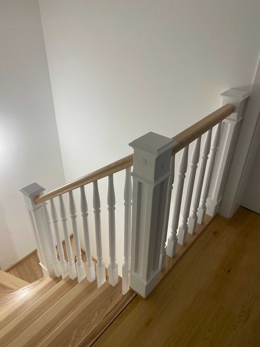 Schody drewniane samonośne i na beton NYSA