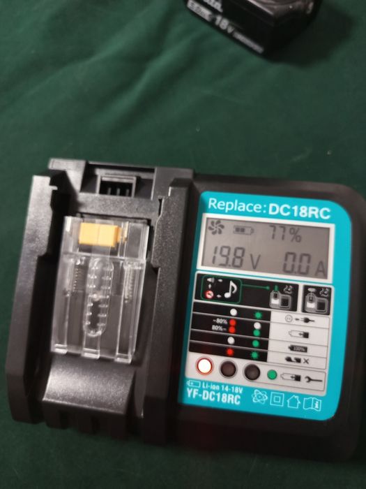 Ładowark baterii Makita -nowa-