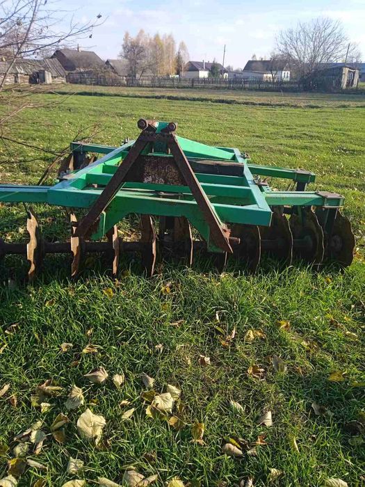 Продам дискову борону Бомем 2.7м.