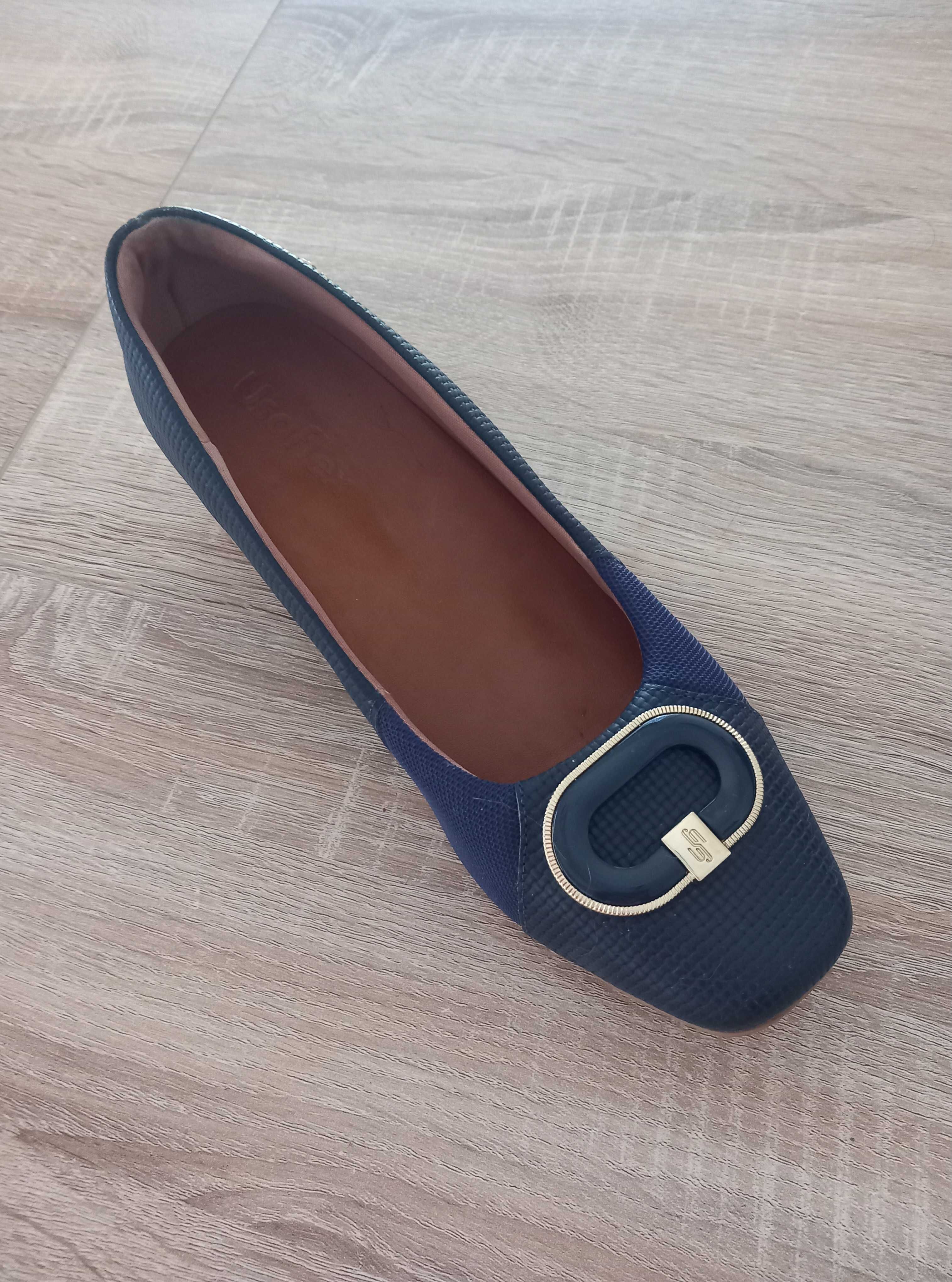 Sapatos femininos para escola/escritório