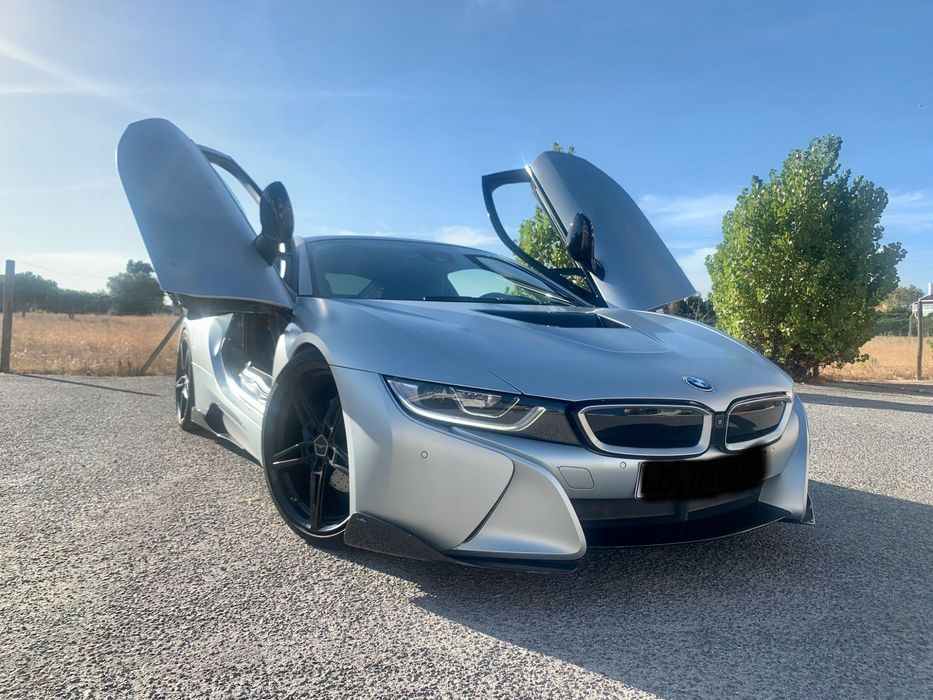 BMW i8