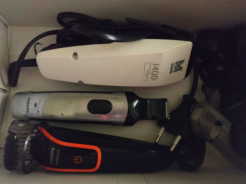 Універсальна машинка не робоча