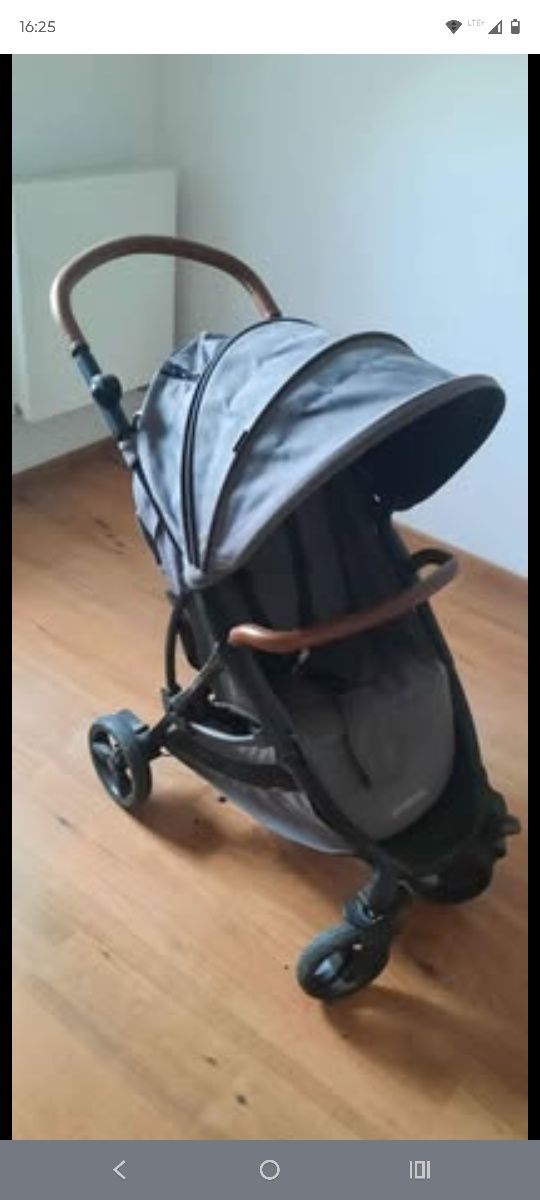 Spacerówka Baby Monsters Compact 2.0