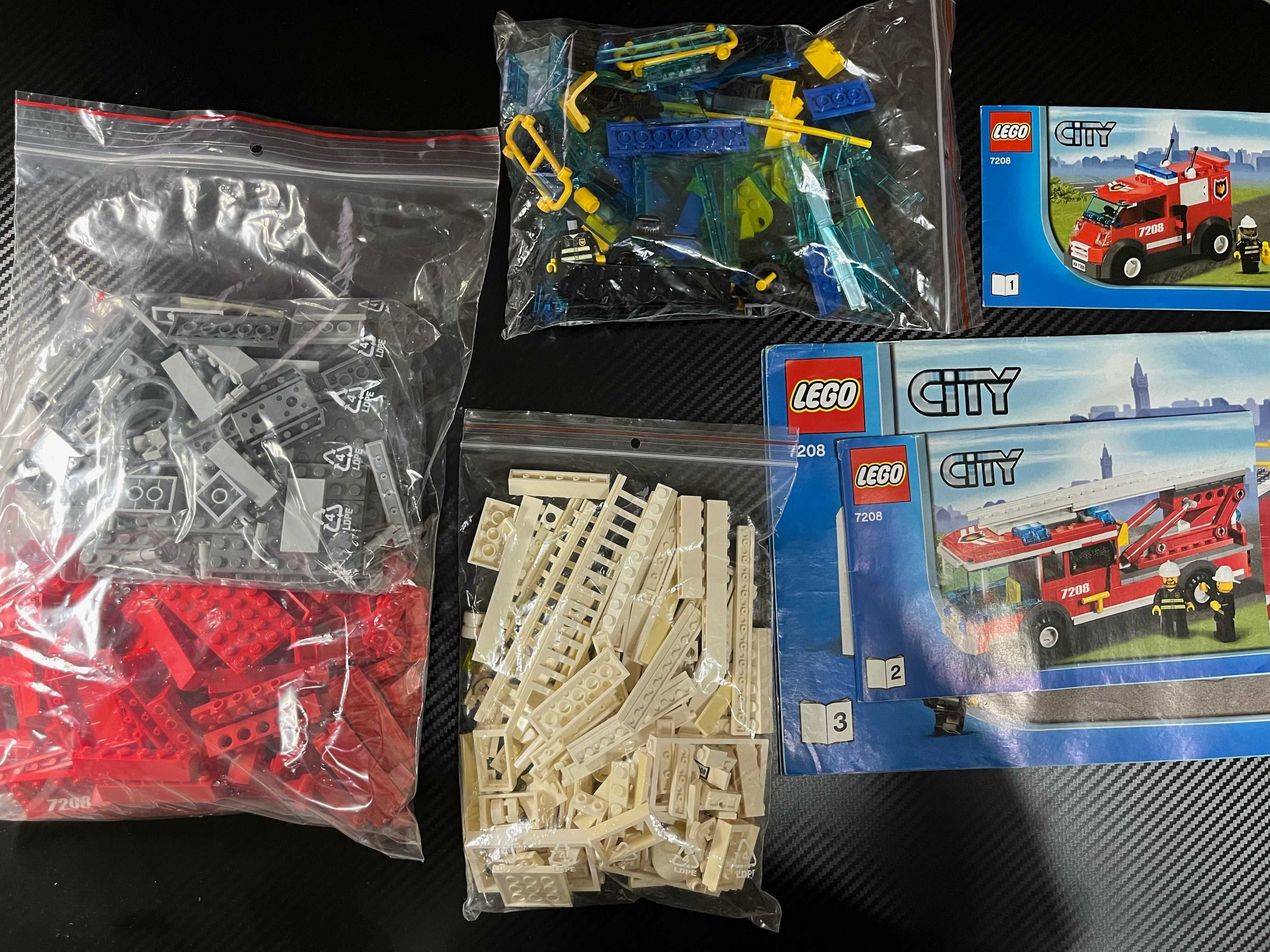 Lego City 7208, Remiza - kompletny