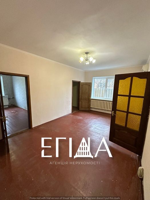 Половина будинку в серці Катранівки