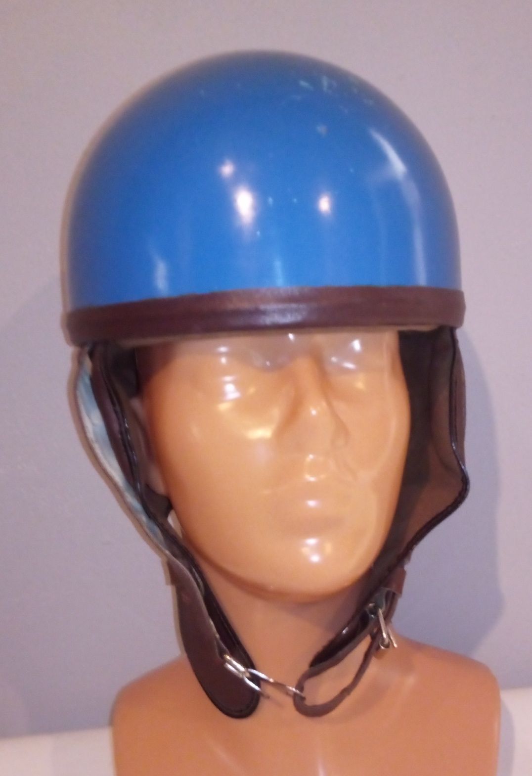 Kask orzeszek PRL  stary vintage kolekcjonerski / rozmiar 59 / NR 2