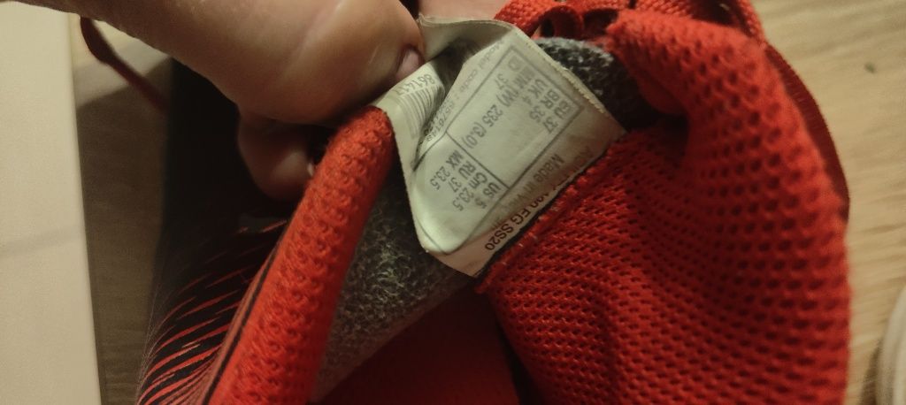 Buty do piłki nożnej