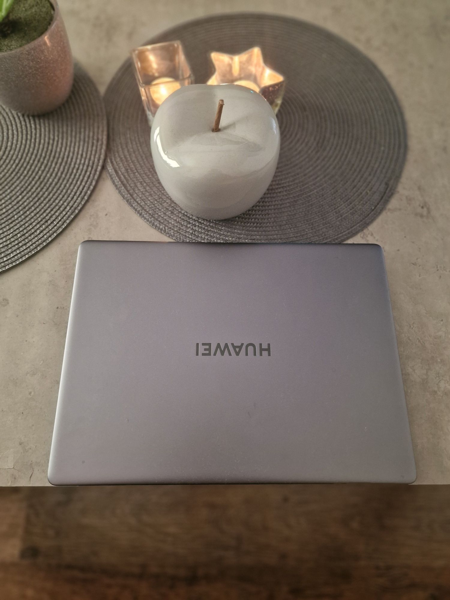 Laptop Huawei 14s