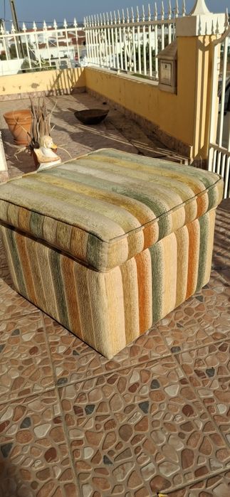 Puff  de sala quadrado