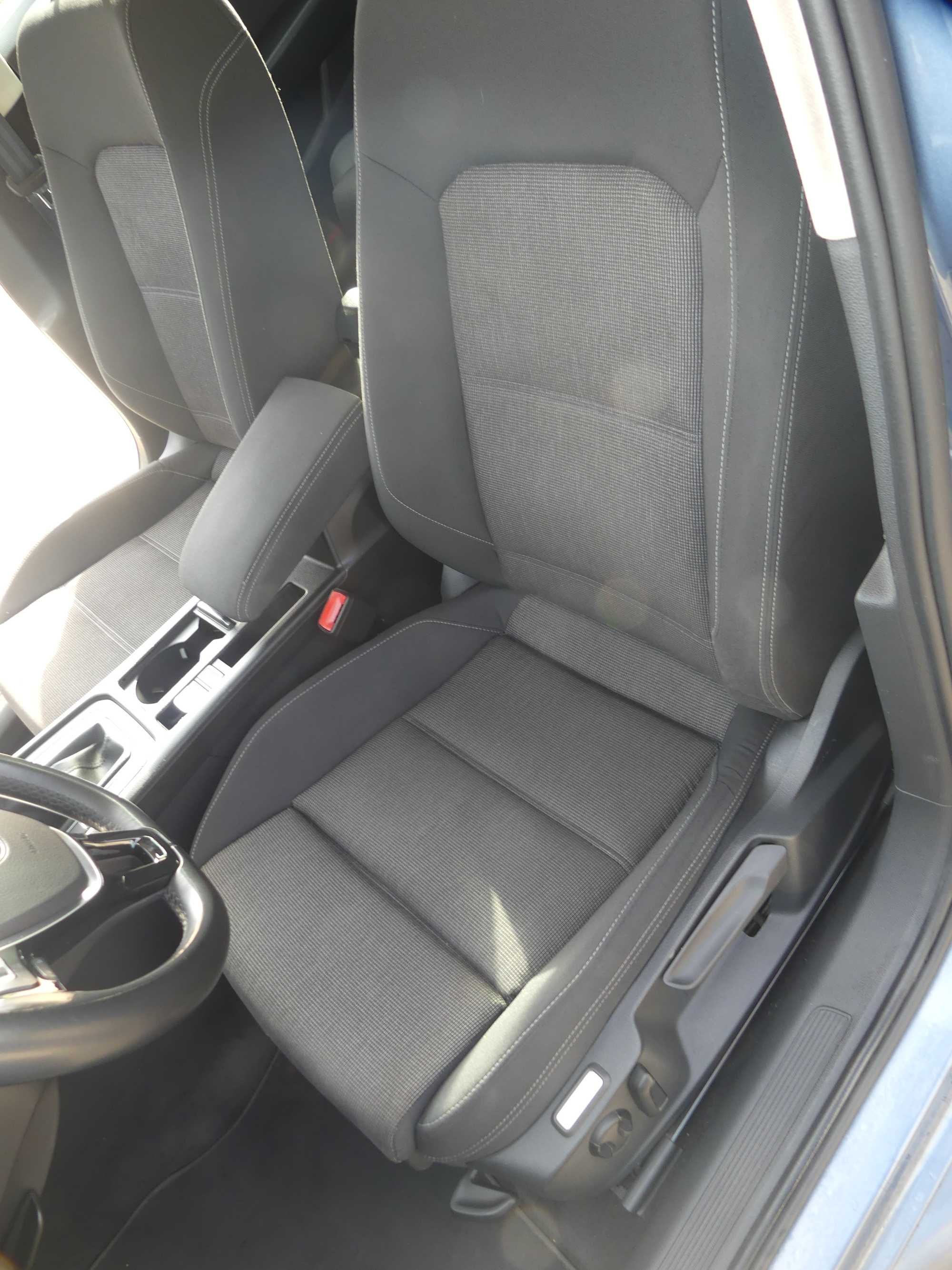 VW Passat 2.0 TDi