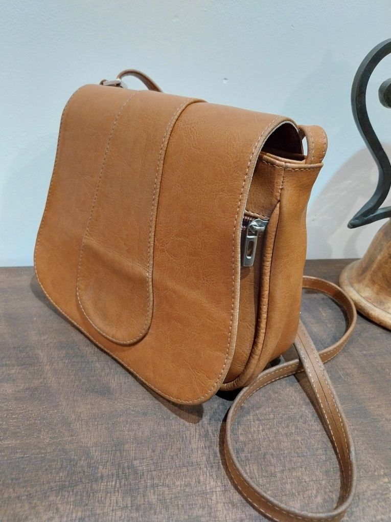 Torebka skórzana listonoszka retro camel karmelową vintage piękna